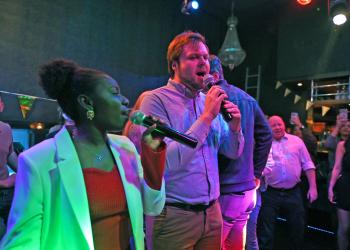 Karaoke Night Uplifts More than 100 Wittenborg Students and Staff